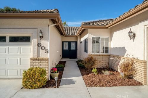 605 Hillside Ct, Pismo Beach, CA 93420-3520