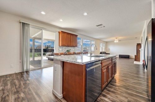 11154 Graeton Cir, Mather CA  95655-3048 exterior