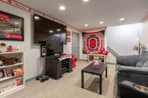 3362 Marshrun Dr, Darbydale OH  43123-1878 exterior