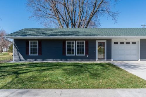 157 7th St, Waubeek, IA 52214-7753