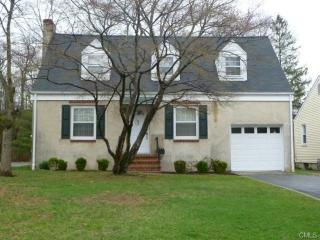 92 Haig Ave, Stamford, CT 06905-2923