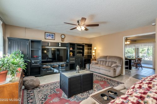 263 Abrego Dr, Green Valley AZ  85614-1504 exterior