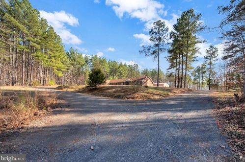 34156 Indiantown Rd, Locust Grove VA  22508-2221 exterior