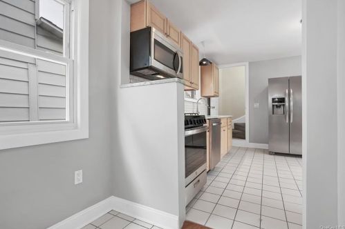 133 Rhodes St, New Rochelle NY  10801-4341 exterior