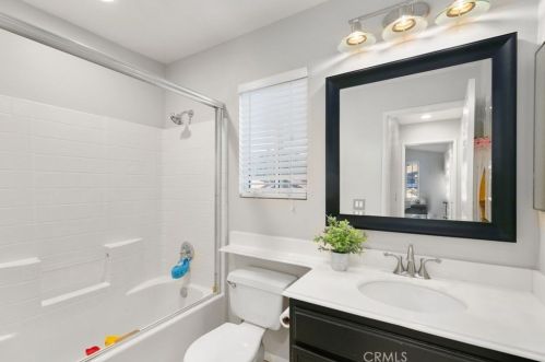 5748 Pinyon Pine Dr, Orange CA  92869-6006 exterior