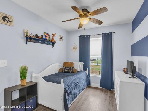 449 Toledo St, Sebastian FL  32958-4373 exterior