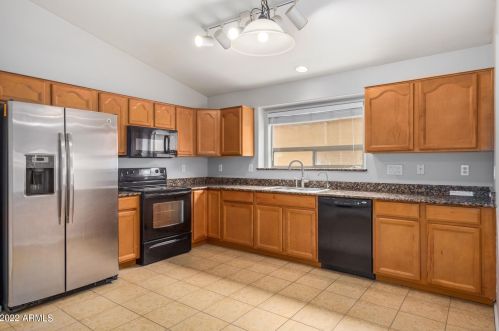 1700 Leslie Ave, San Tan Valley, AZ 85140-4078