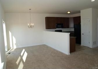 935 King Way, Breinigsville PA  18031-1483 exterior