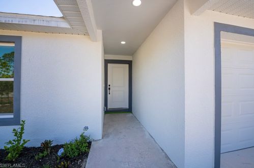 521 Piedmont St, Lehigh Acres, FL 33974-9813