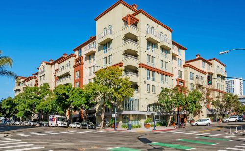 1501 Front St, San Diego CA  92101-2973 exterior