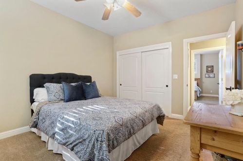 1238 River Pointe Dr, Lodi CA  95240-0564 exterior