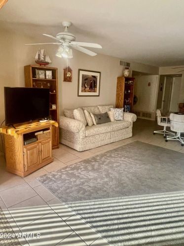 10837 Fairway Ct, Sun City, AZ 85351-4111
