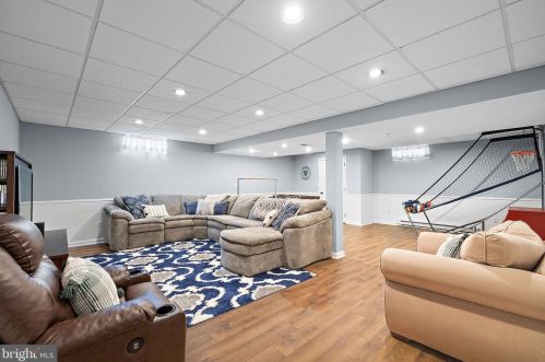 106 Longfields Way, Downingtown PA  19335-4486 exterior