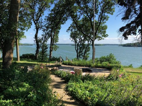 29117 Lake Ave, Paynesville MN  56362-9761 exterior