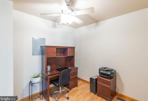 19 Lee Ann Dr, Blenheim NJ  08012-5353 exterior