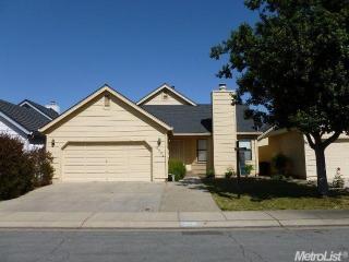 3904 Cougar Pl, Modesto CA  95356-1337 exterior