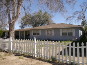 42712 32nd St, Lancaster, CA 93536-4034
