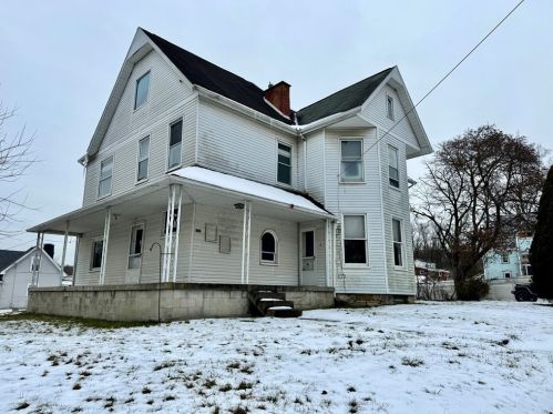 202 Allison St, West Newton, PA 15089-1104