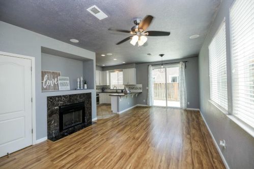 17122 Pacific Oak Ln, Lathrop CA  95330-8526 exterior