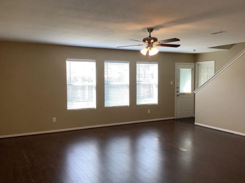 16964 Wren Hill St, Conroe TX  77385-3774 exterior