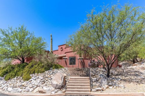6401 Nirvana Pl, Tucson, AZ 85750-4208