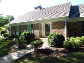 118 Debus St, Lawrenceburg, TN 38464-2646