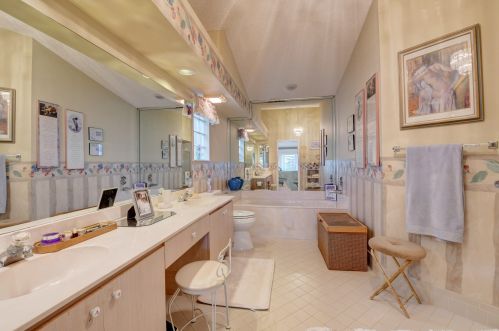 9581 Tavernier Dr, Boca Raton FL  33496-2105 exterior