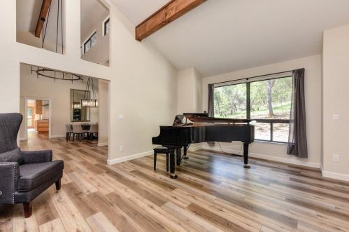 18065 Alexandra Way, Grass Valley CA  95949-7356 exterior