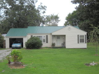 10220 Lexington St, Leach, TN 38344-4825
