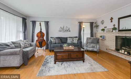 2451 Hamline Ave, Saint Paul, MN 55113-3104