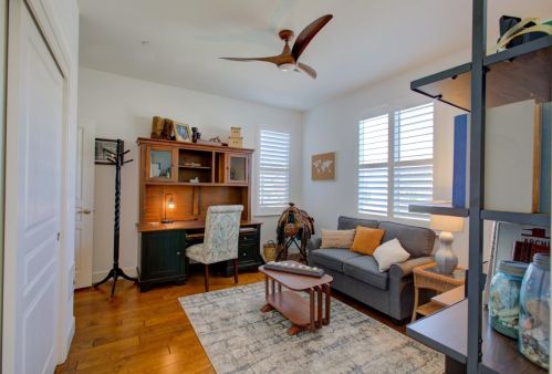 2864 Westport Cir, Valley Home CA  95361-8162 exterior