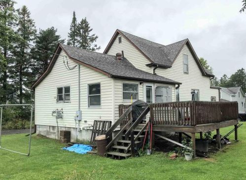 621 Park St, Prentice, WI 54556-1129