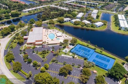 15090 Ashland Pl, Delray Beach FL  33484-4155 exterior