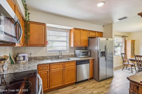1107 1st Ave, Titusville FL  32780-4169 exterior