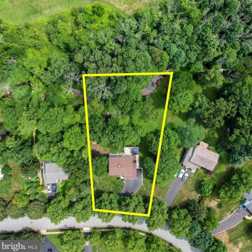 908 Tennis Way, Lansdale PA  19446-4367 exterior