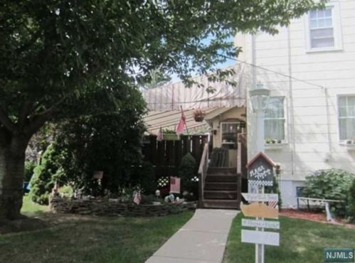 124 Hillside Ave, Teaneck NJ  07666-4011 exterior