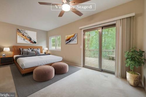 11944 Barrel Cooper Ct, Herndon, VA 20191-2316
