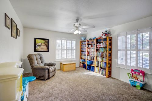 1235 Riv Blf Dr, Valley Home CA 95361-2655 exterior