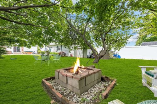 77 Rollstone Ave, West Sayville NY  11796-1309 exterior