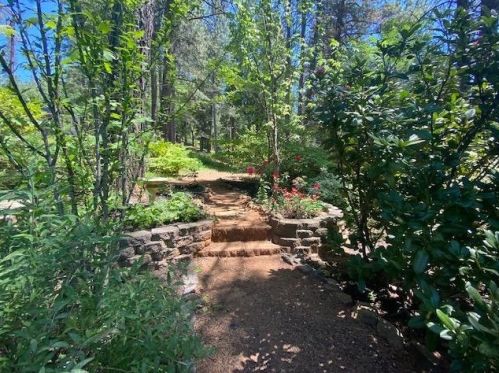 672 Partridge Rd, Grass Valley CA  95945-7463 exterior