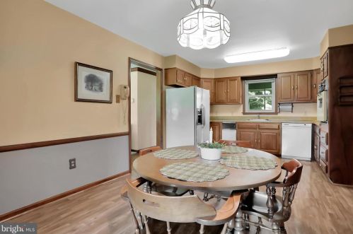 2204 Brook Creek Rd, Toms Brook VA  22660-2544 exterior
