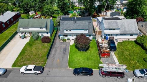 311 Woodruff Ave, Avenel, NJ 07001-1137