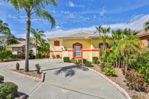 823 Symphony Isles Blvd, Ruskin FL  33572-2743 exterior