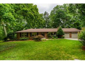 4520 Stagecoach Rd, Kingsport, TN 37664-2142
