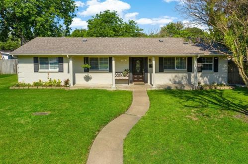111 Briarcrest Dr, Richardson TX  75081-0043 exterior