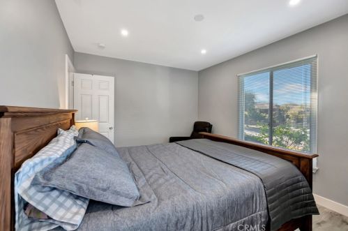 4852 Gondar Ave, Lakewood CA  90713-2410 exterior