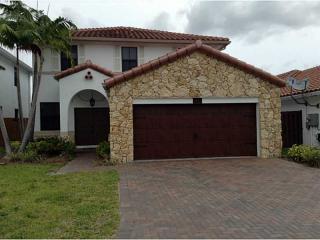 9851 10th Ter, Miami, FL 33172-5737
