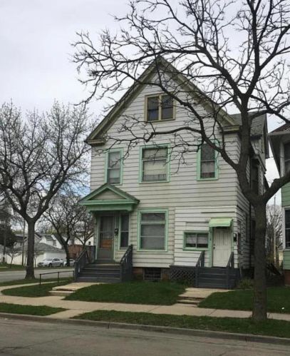 2868 6th St, Milwaukee WI  53215-3904 exterior