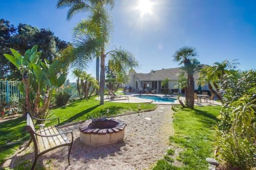 4884 Point Loma Pl, Oceanside CA  92057-3402 exterior