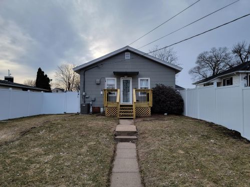 2226 Onalaska Ave, La Crosse WI  54603-1958 exterior